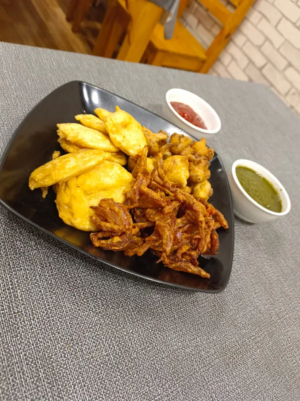 Atithi Restaurant Pattaya в Паттайе — фото 8