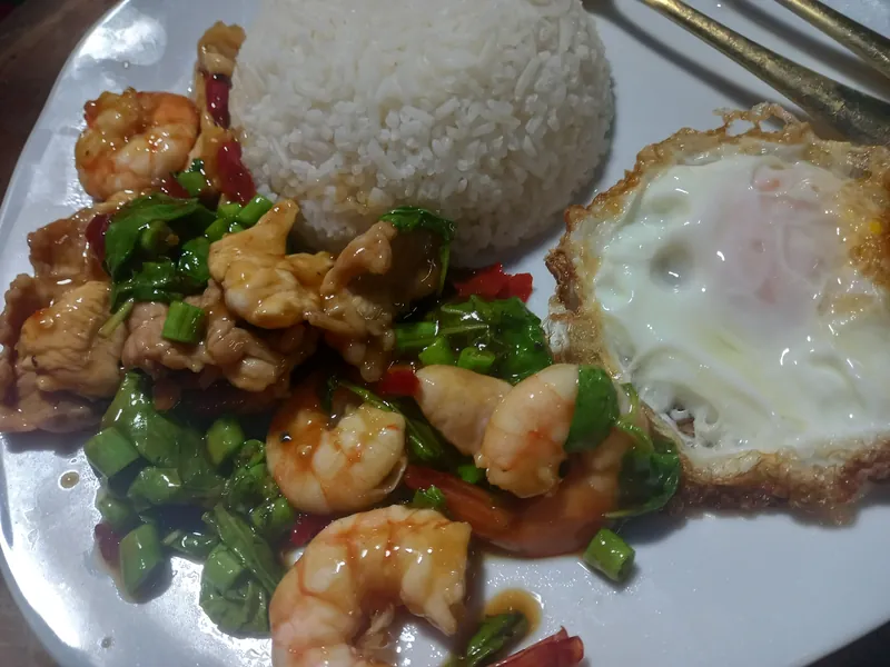 OMG Thai Restaurant and Cooking School в Паттайе — фото 9