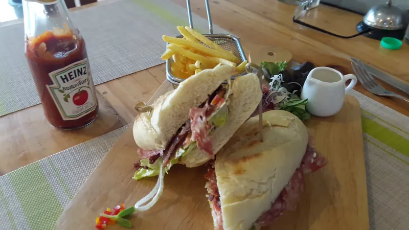 Vespresso Restaurant в Паттайе — фото 14